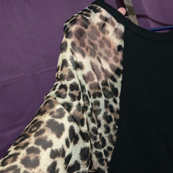 Boutique style blouse - NWOT - Picture 4 of 4